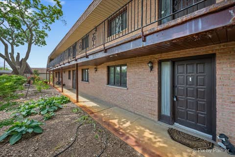 Tiny photo for 520 E Main Street #1C, Barrington, IL 60010 (MLS # 12719464)