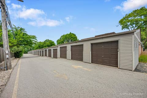 Tiny photo for 520 E Main Street #1C, Barrington, IL 60010 (MLS # 12719464)