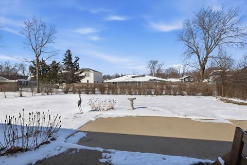 Tiny photo for 1418 Bladon Road, Schaumburg, IL 60195 (MLS # 12577574)