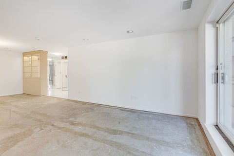 Tiny photo for 6400 N Cicero Avenue #212, Lincolnwood, IL 60712 (MLS # 12712384)