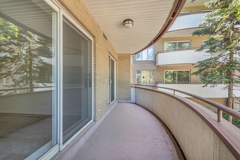 Tiny photo for 6400 N Cicero Avenue #212, Lincolnwood, IL 60712 (MLS # 12712384)