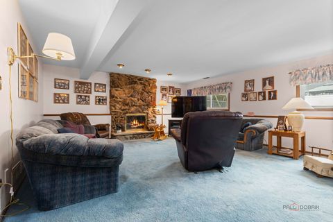 Tiny photo for 1124 N Anvil Court, Addison, IL 60101 (MLS # 12607221)