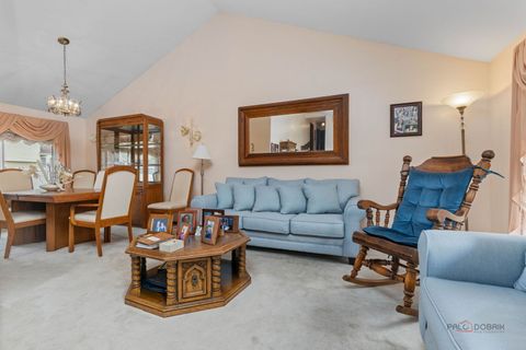 Tiny photo for 1124 N Anvil Court, Addison, IL 60101 (MLS # 12607221)