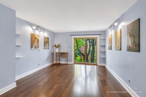Tiny photo for 5406 S Harper Avenue #303, Chicago, IL 60615 (MLS # 12716032)