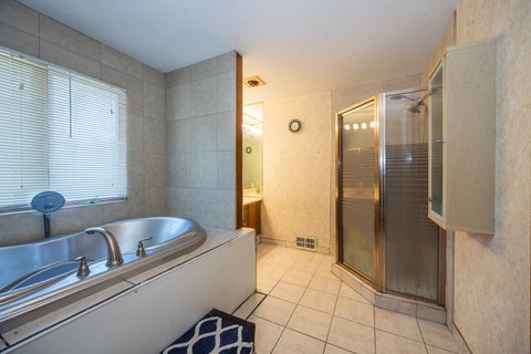 Tiny photo for 6802 Tennessee Avenue, Darien, IL 60561 (MLS # 12796304)