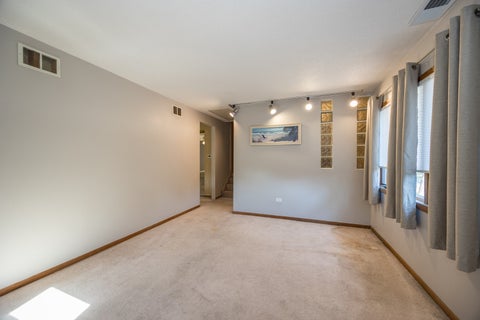 Tiny photo for 6802 Tennessee Avenue, Darien, IL 60561 (MLS # 12796304)