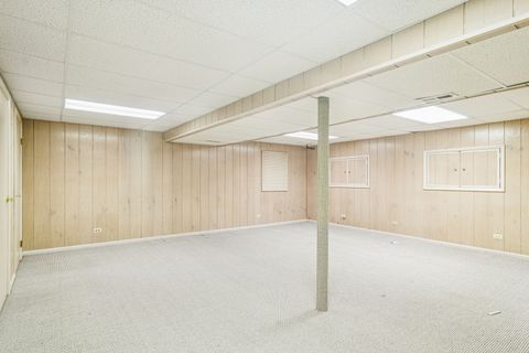 Tiny photo for 945 Villas Court, Highland Park, IL 60035 (MLS # 12538989)