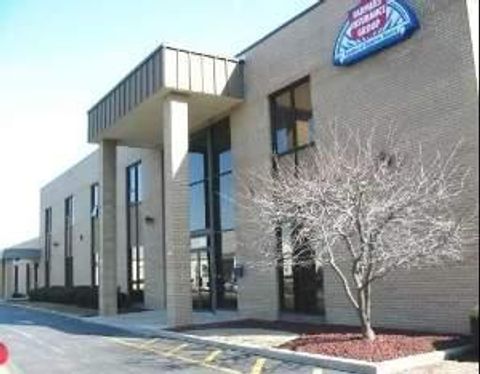 7330 W COLLEGE Drive 109 Palos Heights IL 60463