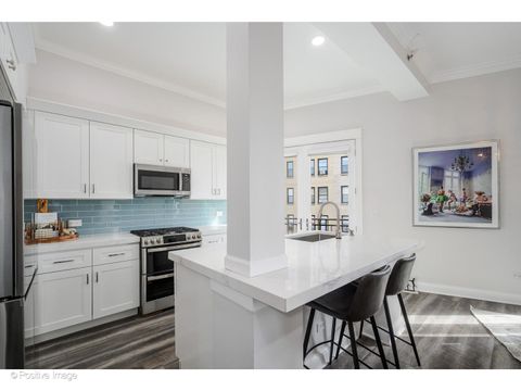 Tiny photo for 2042 N Clark Street #6S, Chicago, IL 60614 (MLS # 12488856)