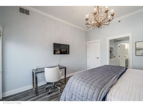 Tiny photo for 2042 N Clark Street #6S, Chicago, IL 60614 (MLS # 12488856)
