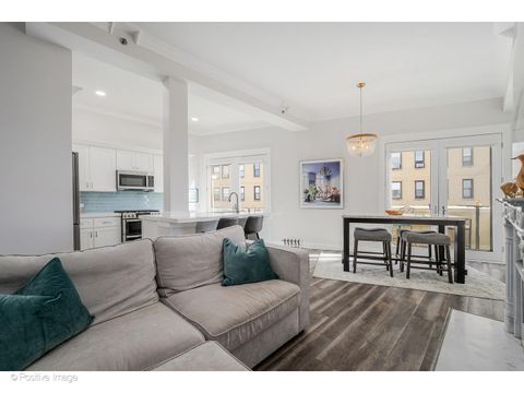 Tiny photo for 2042 N Clark Street #6S, Chicago, IL 60614 (MLS # 12488856)