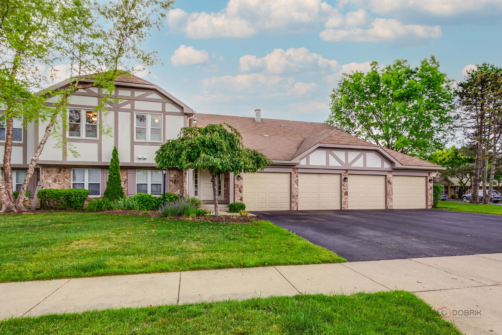 1261 Streamwood Lane 327