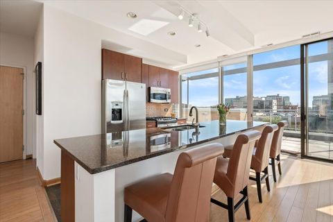 Tiny photo for Evanston, IL 60201 (MLS # 12625472)