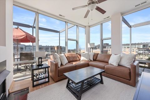 Tiny photo for Evanston, IL 60201 (MLS # 12625472)