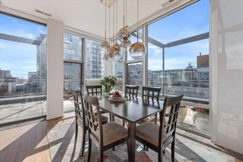 Tiny photo for Evanston, IL 60201 (MLS # 12625472)