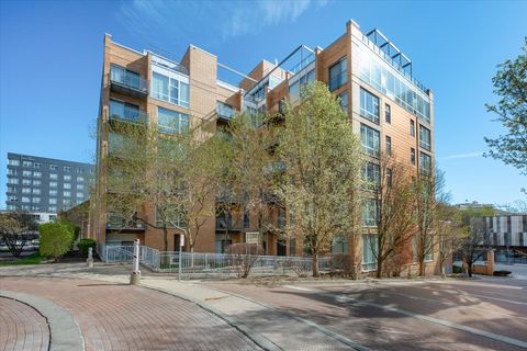 Photo of Evanston, IL 60201 (MLS # 12625472)