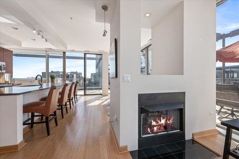 Tiny photo for Evanston, IL 60201 (MLS # 12625472)