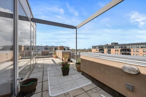 Tiny photo for Evanston, IL 60201 (MLS # 12625472)