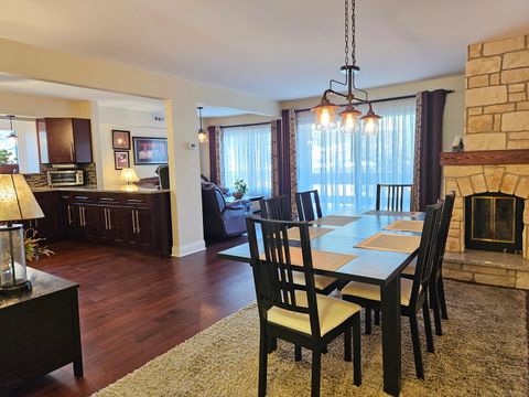 Tiny photo for 9551 Arrowhead Drive #2F, Hickory Hills, IL 60457 (MLS # 12591577)