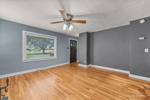 Tiny photo for 29 S Weston Avenue, Elgin, IL 60123 (MLS # 12428286)