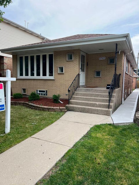 Tiny photo for 5749 W 63rd Place, Chicago, IL 60638 (MLS # 12745317)