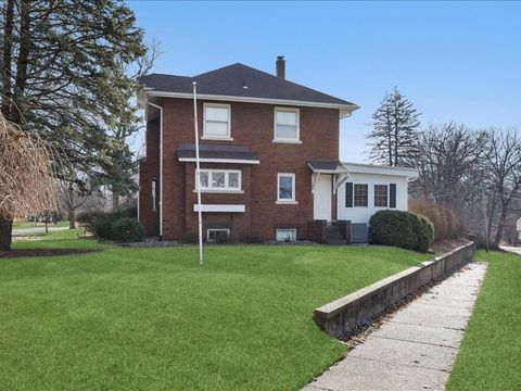 Tiny photo for 2311 12th Street, Moline, IL 61265 (MLS # 12567204)