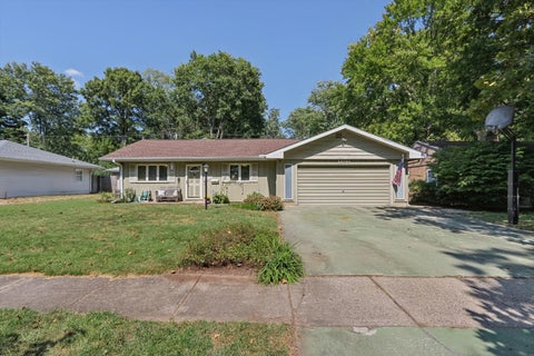 Photo of 1406 E Pennsylvania Avenue, Urbana, IL 61801 (MLS # 12754757)