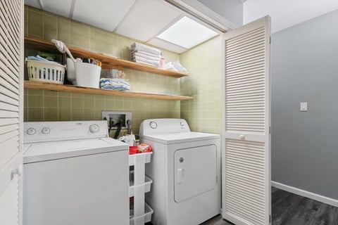 Tiny photo for 1406 E Pennsylvania Avenue, Urbana, IL 61801 (MLS # 12754757)