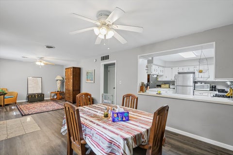 Tiny photo for 1406 E Pennsylvania Avenue, Urbana, IL 61801 (MLS # 12754757)