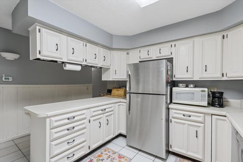 Tiny photo for 1406 E Pennsylvania Avenue, Urbana, IL 61801 (MLS # 12754757)