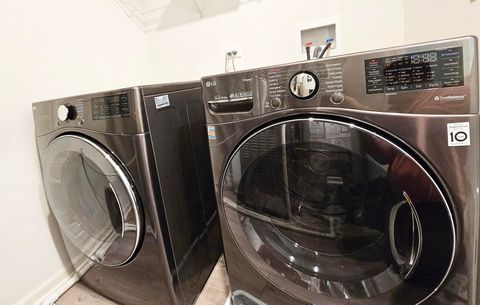 Tiny photo for 2049 Stuttle Road, Batavia, IL 60510 (MLS # 12567030)