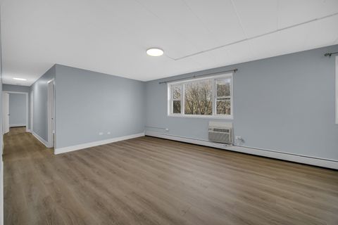 Tiny photo for 6161 N HOYNE Avenue #302, Chicago, IL 60659 (MLS # 12568814)