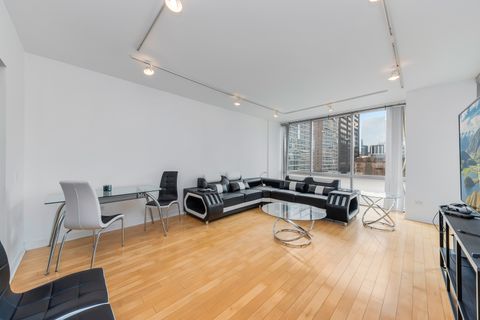 Tiny photo for 8 E RANDOLPH Street #2107, Chicago, IL 60601 (MLS # 12594584)