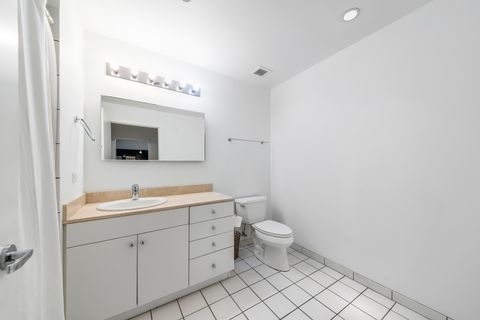 Tiny photo for 8 E RANDOLPH Street #2107, Chicago, IL 60601 (MLS # 12594584)