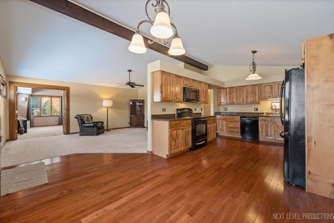 Tiny photo for 104 Briar Lane, North Aurora, IL 60542 (MLS # 12530120)