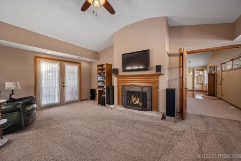 Tiny photo for 104 Briar Lane, North Aurora, IL 60542 (MLS # 12530120)