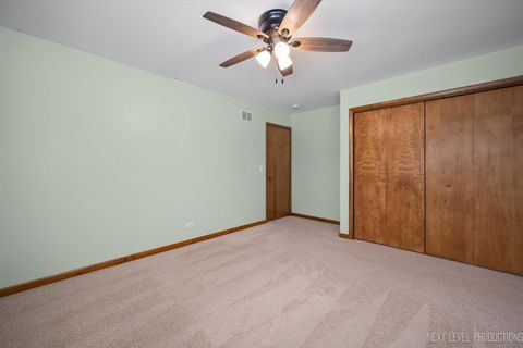 Tiny photo for 104 Briar Lane, North Aurora, IL 60542 (MLS # 12530120)