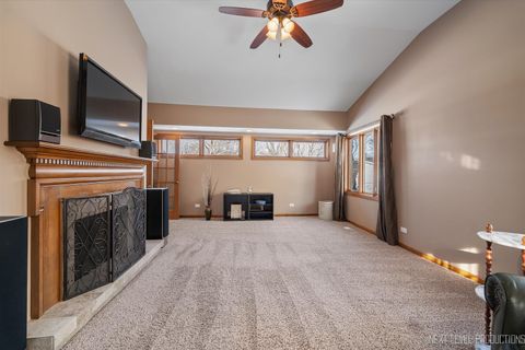 Tiny photo for 104 Briar Lane, North Aurora, IL 60542 (MLS # 12530120)