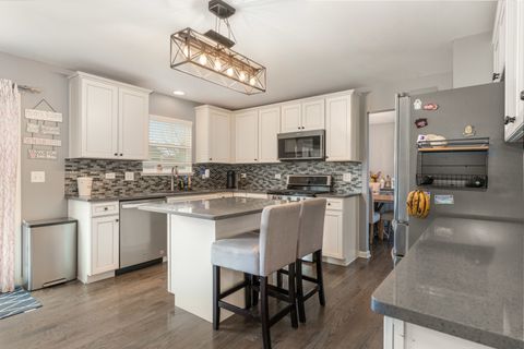 Tiny photo for 1802 Oxford Way, Joliet, IL 60431 (MLS # 12554650)