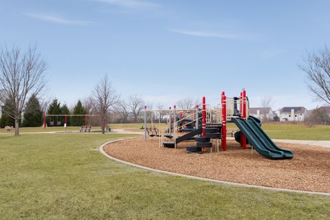 Tiny photo for 1802 Oxford Way, Joliet, IL 60431 (MLS # 12554650)