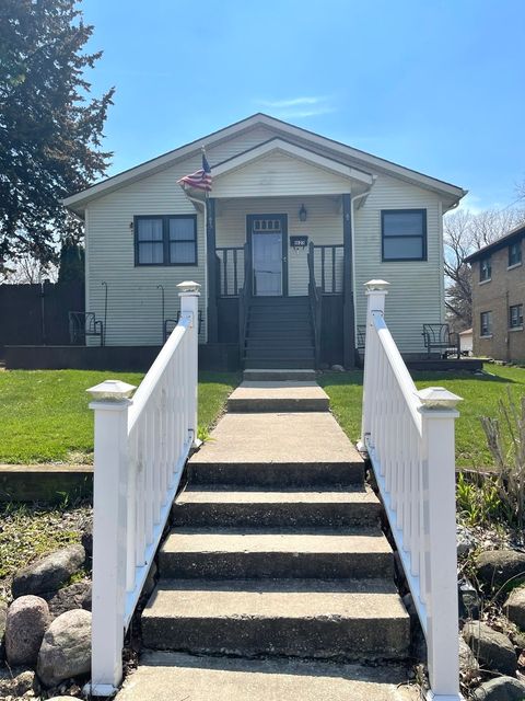 Photo of 1623 Greenwood Avenue, Rockford, IL 61107 (MLS # 12613665)