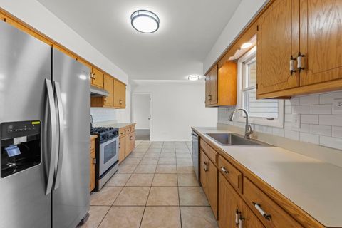 Tiny photo for 2337 Golfview Drive, Joliet, IL 60435 (MLS # 12526347)