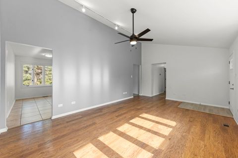 Tiny photo for 2337 Golfview Drive, Joliet, IL 60435 (MLS # 12526347)