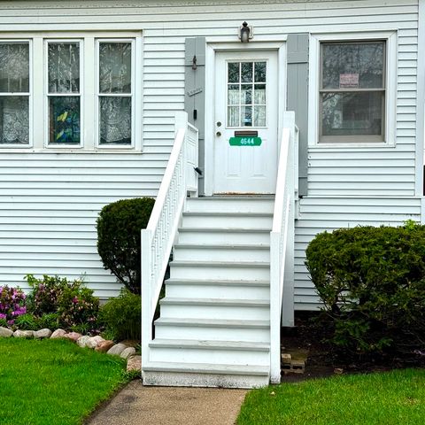 Tiny photo for 4644 N Kennicott Avenue, Chicago, IL 60630 (MLS # 12603278)