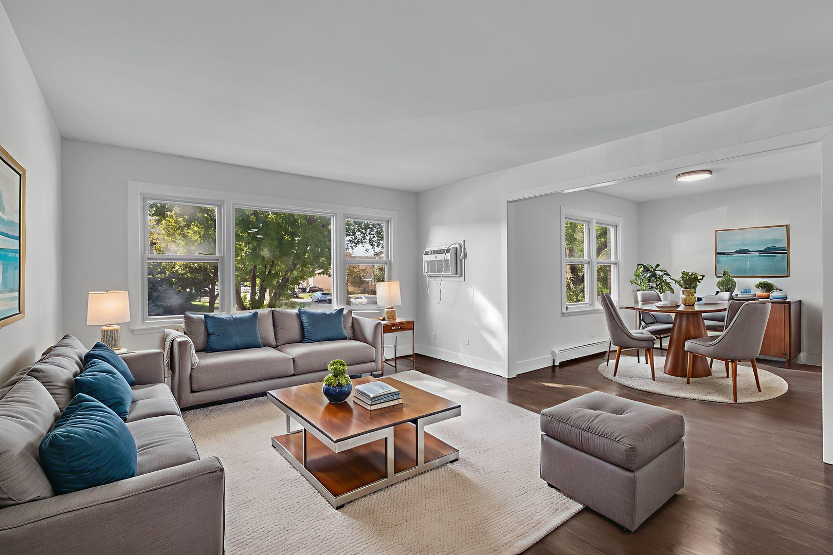 512 W Ida Court