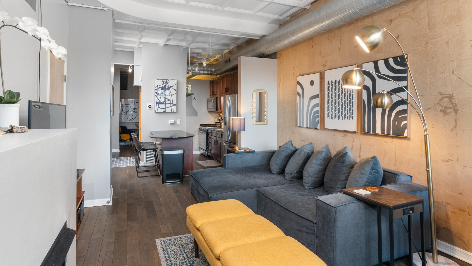 1307 S Wabash Avenue 213