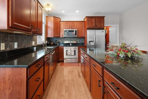 Tiny photo for 4220 E 48TH Street, Davenport, IA 52807 (MLS # 12574520)