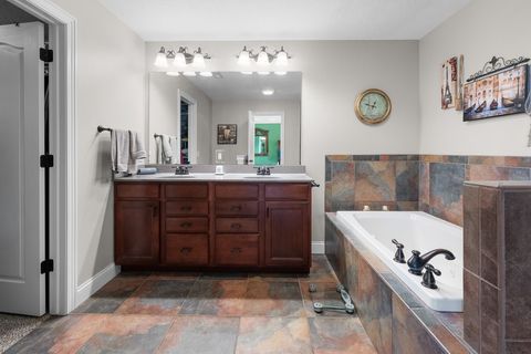 Tiny photo for 4220 E 48TH Street, Davenport, IA 52807 (MLS # 12574520)