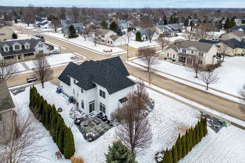 Tiny photo for 4220 E 48TH Street, Davenport, IA 52807 (MLS # 12574520)