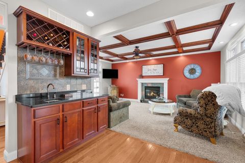 Tiny photo for 4220 E 48TH Street, Davenport, IA 52807 (MLS # 12574520)